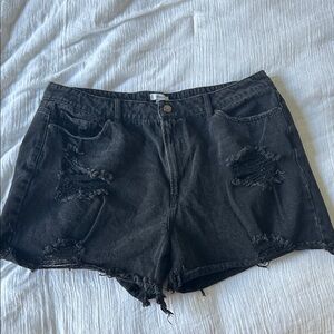 Women’s Forever 21 Distressed Black Denim Shorts